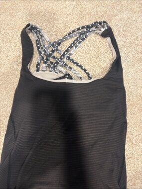 Lululemon tank free to be bra, charcoal with built in polka dot bra, size 6